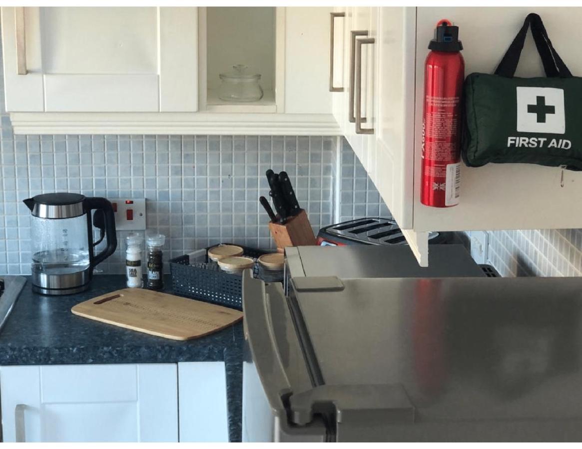 Perfectly Placed 3 Bed Home In A Peaceful Close Darlington  Eksteriør billede