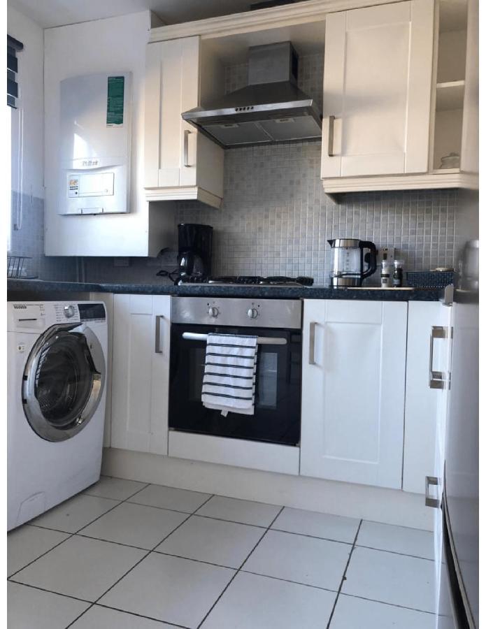 Perfectly Placed 3 Bed Home In A Peaceful Close Darlington  Eksteriør billede